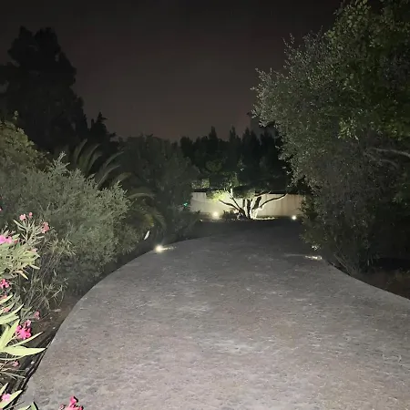 别墅 阿尔加维金塔查斯格尔德拉别墅 *